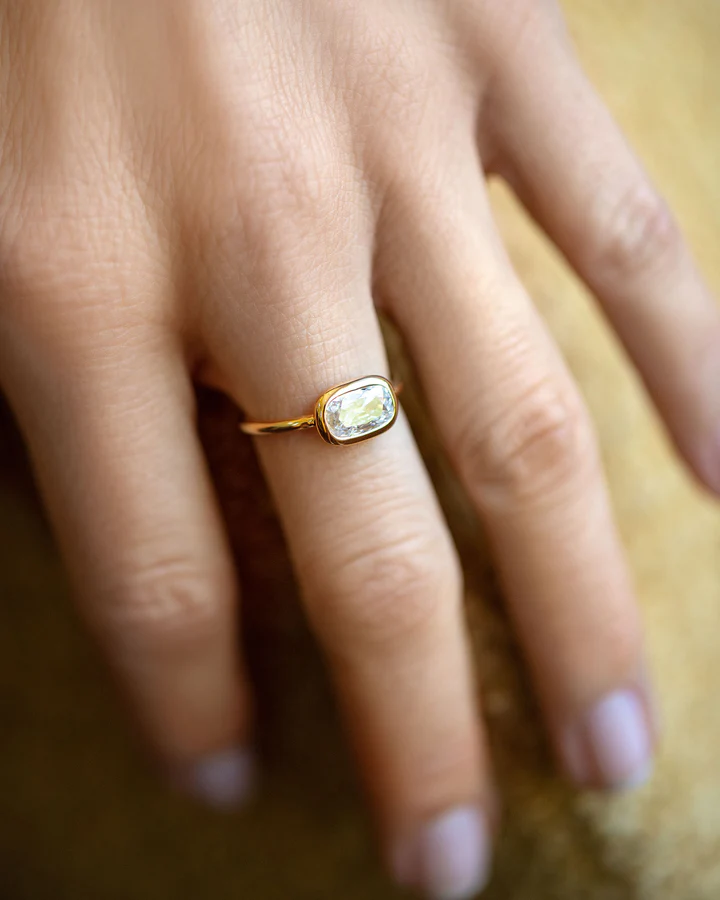 Gusher Diamond Ring 017